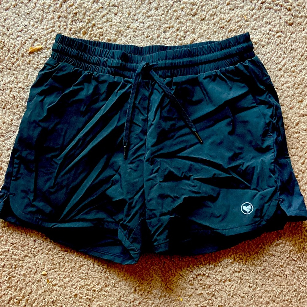 ALPHA FORWARD shorts